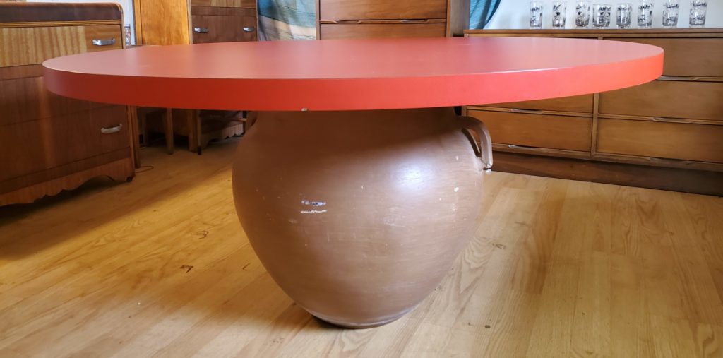Robust Red Formica Tabletop with Vase Base Agora Midcentury